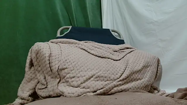 Luckyalice_4u live XXX chat