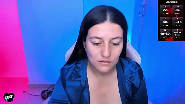 Saskyaa live XXX chat