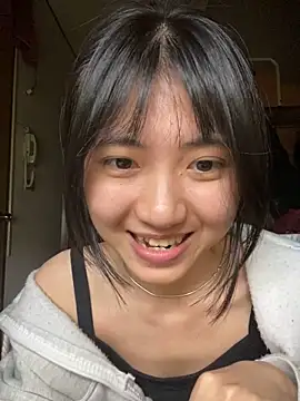 -hanime- 即時 XXX 聊天