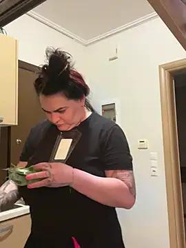 HeyBABYGIRL: онлайн-секс-чат