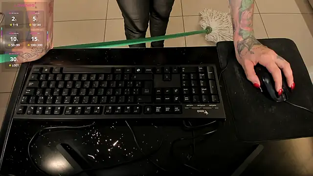 Chat XXX en directo de MilaLawrence