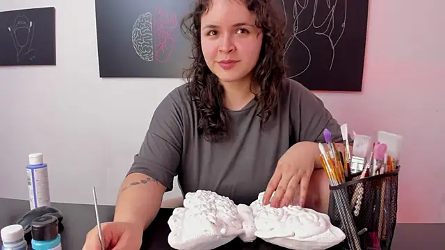 SeleneLuminari8 即時 XXX 聊天