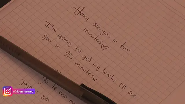 Moon_eyesのライブXXXチャット