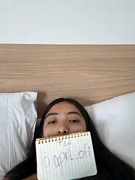 missapril0101 即時 XXX 聊天