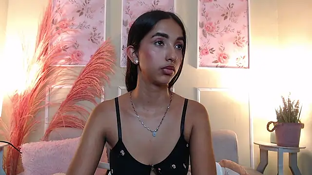 MilkyLally's Live XXX Chat