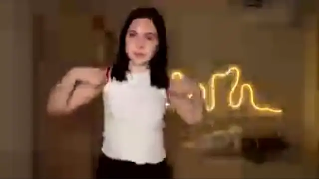 MyraLitterers' Live XXX Chat