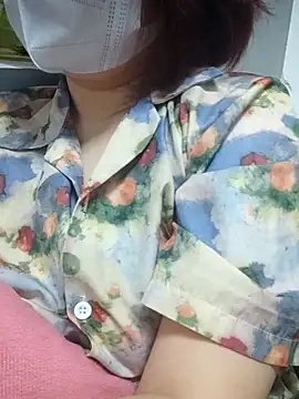 miniiceyya's Live XXX Chat