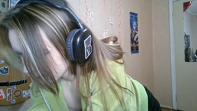 MilaTyan's Live XXX Chat