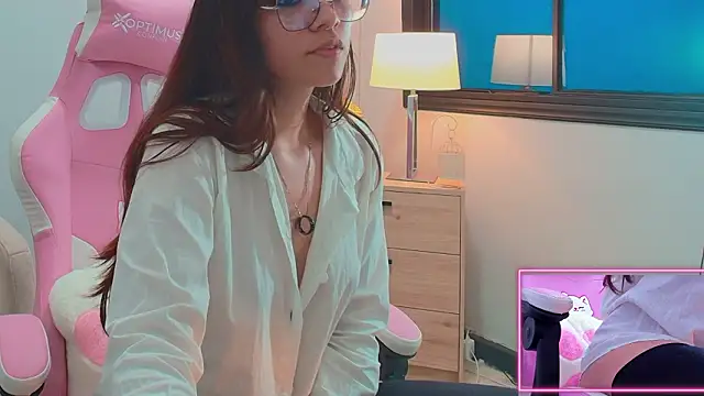 gabyevans4's Live XXX Chat