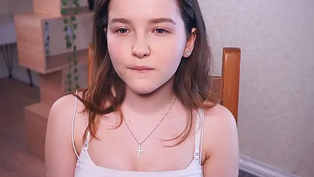 LeighaKind Chat XXX live