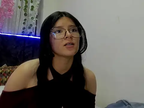 EmiSchwarz Show in webcam