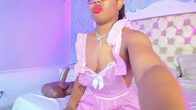 CaseyMoonのライブXXXチャット