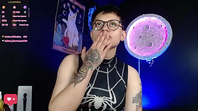 Chat XXX en directo de girl_intense444