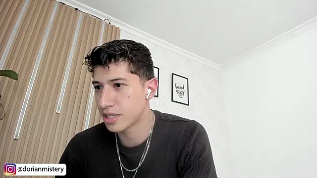 Dorianmistery2322_n Live XXX chat