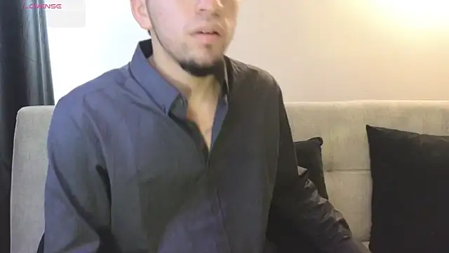 AresMassimoXn Live XXX chat