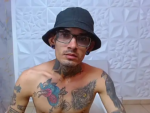 Boy_tatto77n Live XXX chat