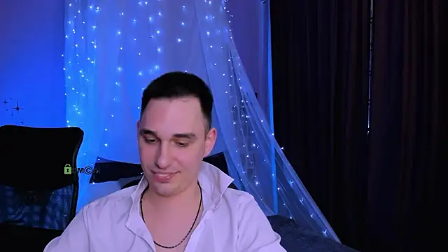 michael_strong1n Live XXX chat