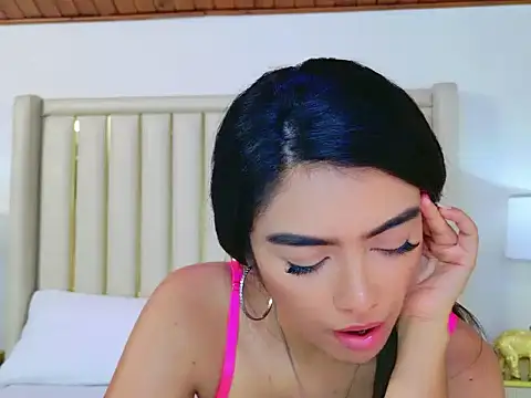 AnnieDesire Chat XXX in diretta