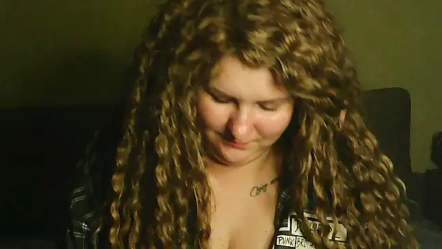 Minisstra live XXX chat