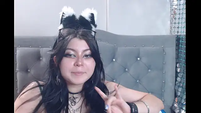 Ginebra_Sensual élő XXX-chatje