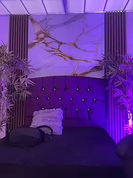 aurora_ec: απευθείας συνομιλία ΧΧΧ