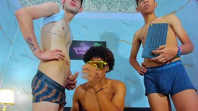 Spicy_guys Adlı Modelin Canlı XXX Sohbeti