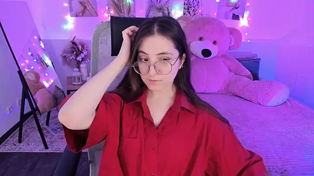 دردشة VirtuallVoyant الجنسية المباشرة