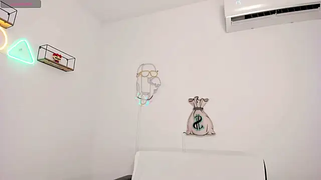 XXX chat uživo modela eileen_tanihara