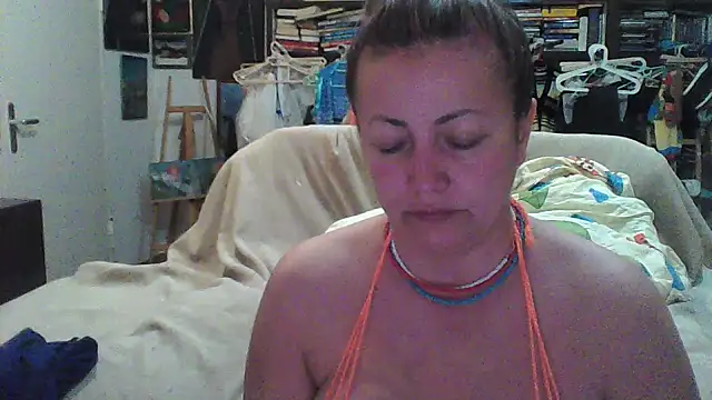 Chat +18 de MariaAnaSunshine ao vivo