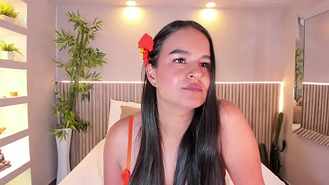 LucieMillerr: онлайн-секс-чат