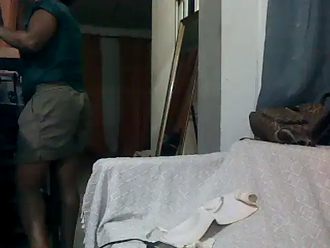 sexyladii: διαδικτυακό σόου στην κάμερα