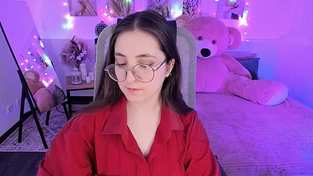 VirtuallVoyant Chat XXX live