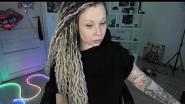 Chat XXX en directo de HoneySallyMoore