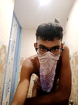 manikanda64's Live XXX Chat