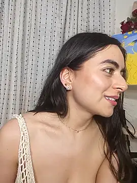 Czat XXX na żywo – saasha_Petit