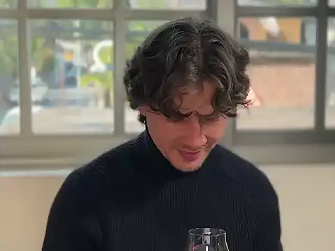 mcklister_kinky_feets 网络视讯表演