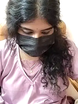 Pokazy przed kamerką – Sunitha28