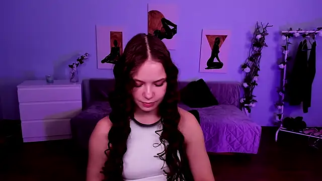 BetsyKiss Adlı Modelin Canlı XXX Sohbeti