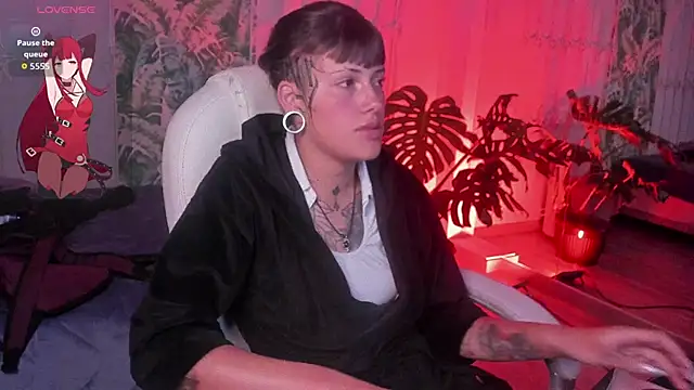 _sharlotte777: онлайн-секс-чат