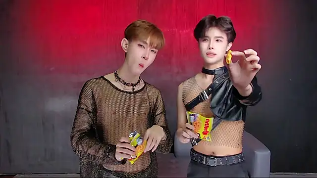 Queen-Vibe 网络视讯表演