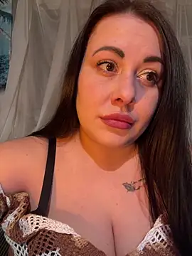 Chat +18 de DaisyStreet ao vivo