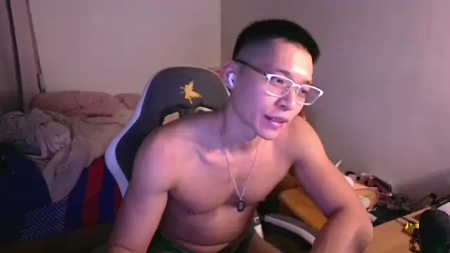 iron0401 Live XXX-chat