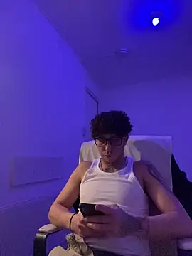 TitanNoir Live XXX-chat