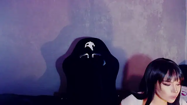 MistressBangs Show Webcam