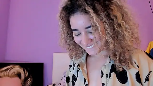 Charlotte11-11 라이브 XXX 채팅