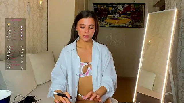 EvaHoly Adlı Modelin Canlı XXX Sohbeti