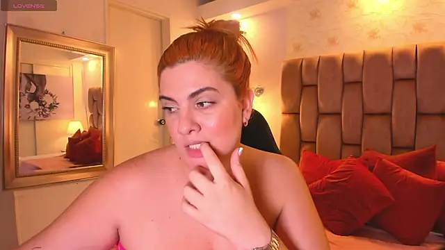 anabelle_clark Show in webcam