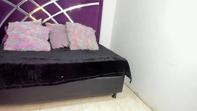 XXX chat uživo modela honeyhtx