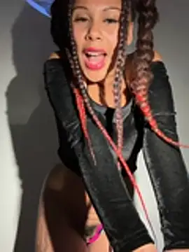 HaileyDiana Webcam-Show