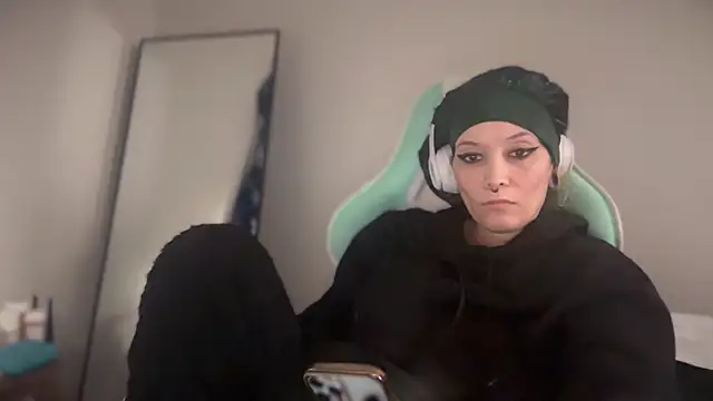 FRRANNKIE Live XXX-chat